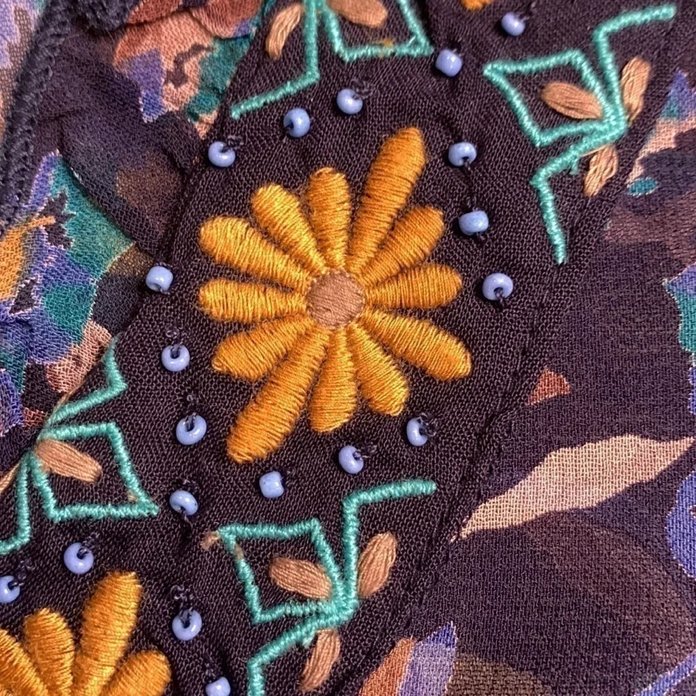 Anthropologie Meadow Rue Strasser floral embroidered peasant top S - Picture 8 of 12